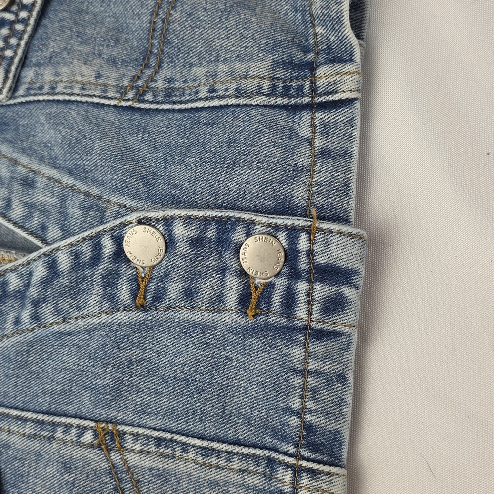 Shein Women's Juniors Blue Denim Cropped Jacket Buttons V-Neck Sz‎ M EUC - Picture 4 of 10